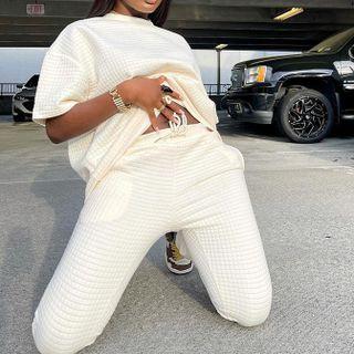 Set: Short-sleeve T-shirt + Drawstring Skinny Pants