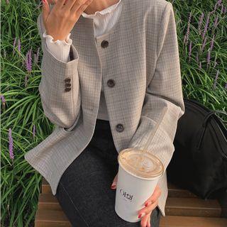 Button-up Boxy Plaid Jacket