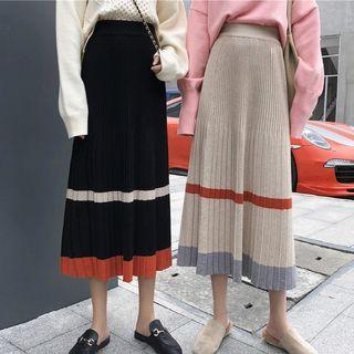 Midi Pleated Knit Skirt