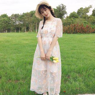 Set: Embroidered Short-sleeve Dress + Spaghetti Strap Dress