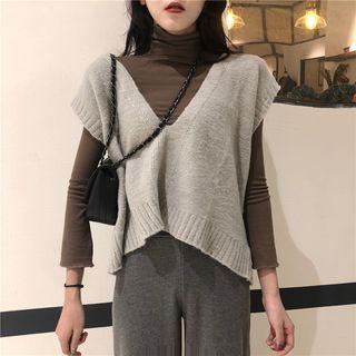 Turtleneck Long-sleeve Top / V-neck Knit Vest / Wide-leg Pants