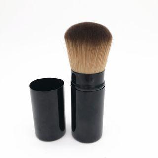 Retractable Foundation Brush Black - One Size