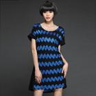 Short-sleeve Contrast-color Lace Dress