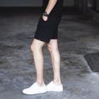 Slit-side Basic Shorts