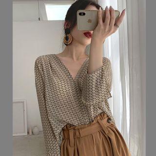 Chiffon Print V-neck Blouse / Plain Camisole
