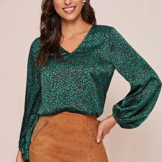 Leopard Print Balloon-sleeve Blouse