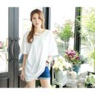 Cut-off Detailed Neck Short-sleeve T-shirt