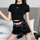 Short-sleeve Crescent Print Cropped T-shirt / Denim Hot Pants / Belt