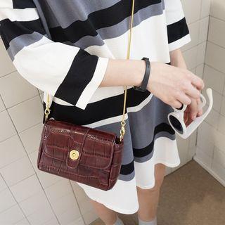 Croc Grain Chain Convertible Mini Cross Bag