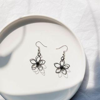 Alloy Wirework Flower Dangle Earring Flower - Black & Silver - One Size