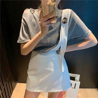 Short-sleeve Cutout T-shirt / Suspender Mini Skirt