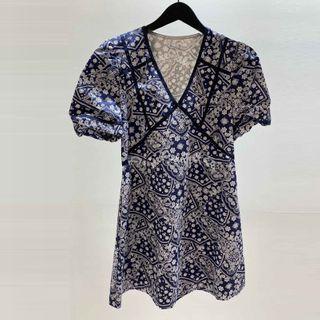 V-neck Puff Short-sleeve Printed Blouse