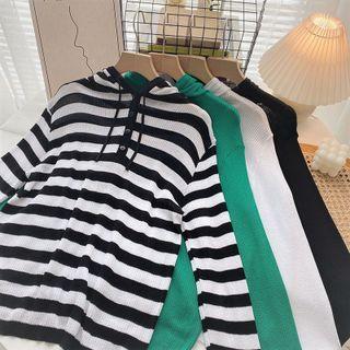 Long-sleeve Hooded Light Sweatshirt