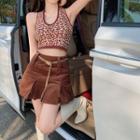 Sleeveless Leopard Cropped Knit Top / Slim-fit Skirt