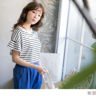 Flutter Sleeve Striped Print T-shirt
