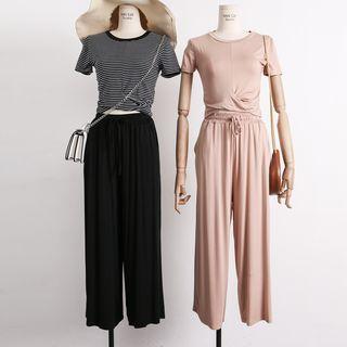 Set: Knot-front T-shirt + Wide-leg Pants