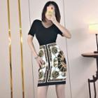 Set: Short-sleeve V-neck T-shirt + Printed Mini Pencil Skirt