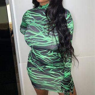 Long-sleeve Lightning Print Sheath Dress