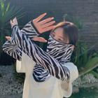 Set: Zebra Print Sun Protection Arm Sleeve + Face Mask White - One Size