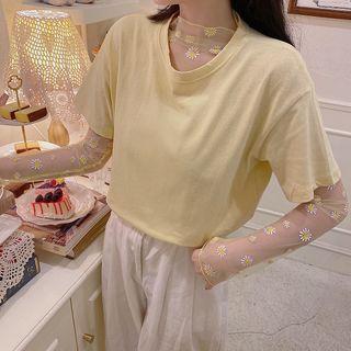Short-sleeve T-shirt / Flower Embroidered Long-sleeve Mesh Top