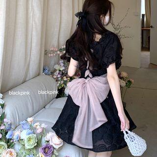 Square-neck Ruffle Lace-up A-line Dress