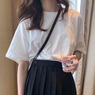 Short-sleeve Plain T-shirt / Mini Pleated Skirt