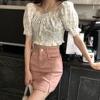 Puff-sleeve Floral Print Cropped Top / Plain A-line Mini Skirt