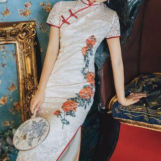 Embroidered Short-sleeve Lace Qipao