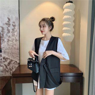 Elbow-sleeve T-shirt / Vest