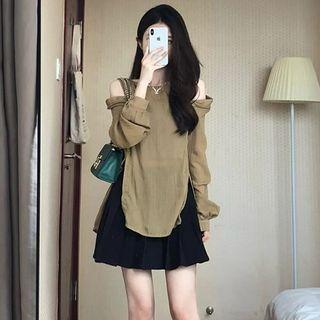 Long-sleeve Cold Shoulder Top / Pleated Skirt / Set