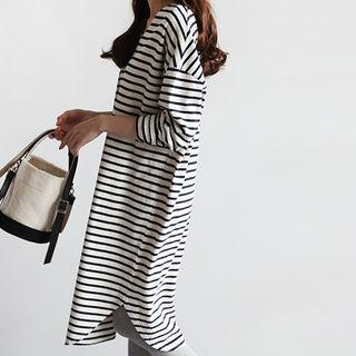 V-neck Stripe T-shirt Dress
