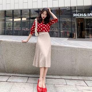Dotted Shirt / High-waist A-line Skirt