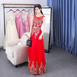 Sleeveless Glitter Embroidery Evening Gown