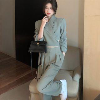 Long-sleeve Cropped Blazer / High-waist Dress Pants