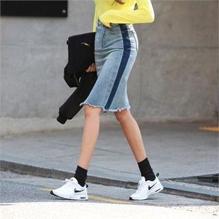 Fringe-hem Contrast-trim Denim Midi Skirt