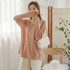 V-neck Relaxed-fit Linen T-shirt