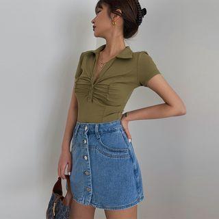 Collared Ruched Crop T-shirt