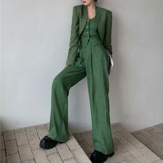 Button-up Tank Top / Wide-leg Pants / Cropped Jacket