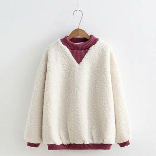 Furry Sweatshirt White - One Size