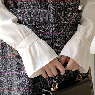 Frilled-neck Bell-cuff Top