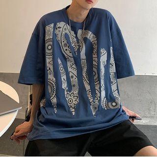 Round Neck Print Elbow Sleeve T-shirt