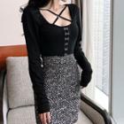 Buckle Detail Cross Strap Long-sleeve T-shirt