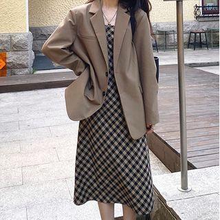 Spaghetti Strap Plaid Midi A-line Dress / Plain Blazer