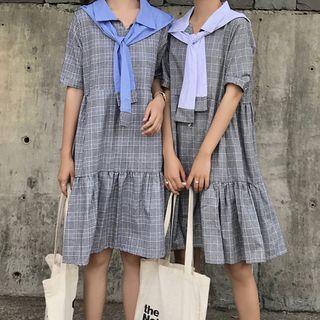 Mock Two-piece Short-sleeve Plaid Hooded Dress
