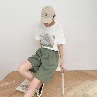 Round-neck Printed Oversize Top / High-waist Plain Straight-cut Shorts