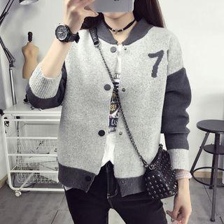 Patterned Buttoned Knit Cardigan
