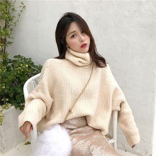 Plain Loose-fit Turtle-neck Cropped Sweater