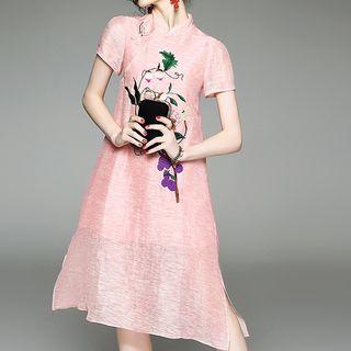 Embroidered Short-sleeve Stand-collar Dress