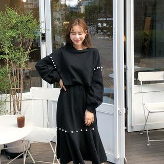 Set: Faux-pearl Trim Pullover + Ruffle-hem Skirt