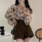 High Waist Wide Leg Shorts / Balloon-sleeve Print Blouse